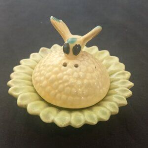 Bee & Flower Vintage Salt & Pepper Shakers